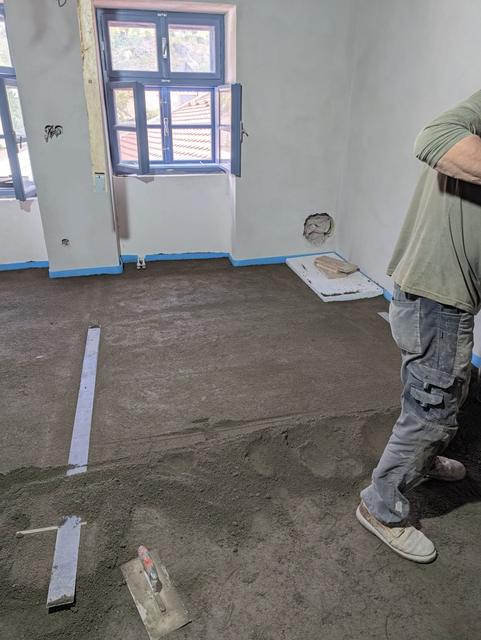 Stahování a rovnání čerstvého potěru